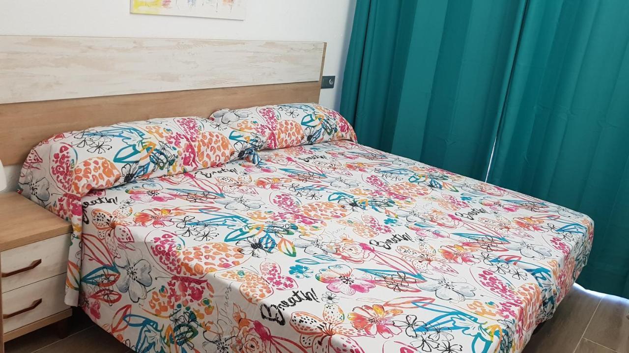 Apartamentos Cataluna92 ซาลอว์ ภายนอก รูปภาพ